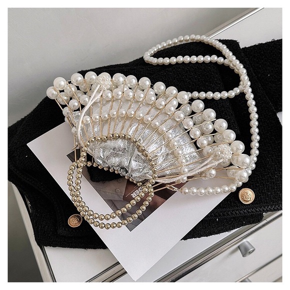 women's pearl chain oblique hollow handbag - Picture 6 of 16